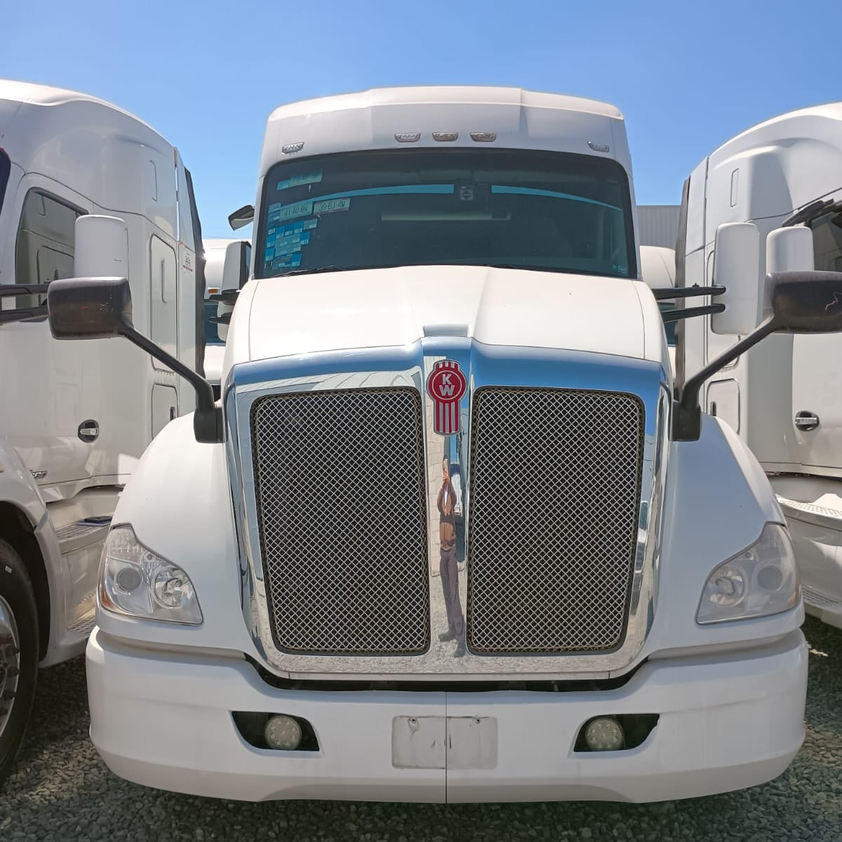 Camión Kenworth T-680 52"