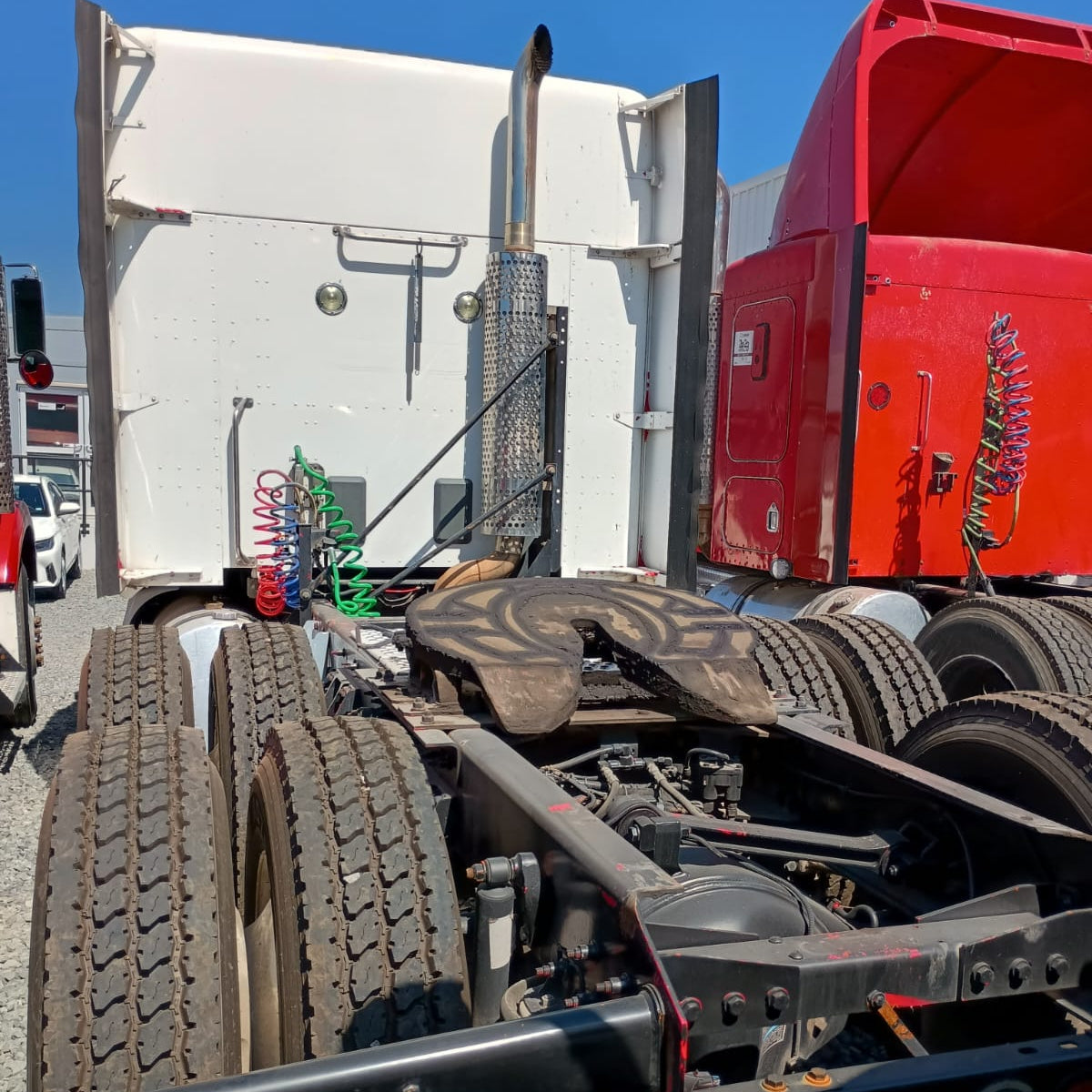 Camión Kenworth T-680 52" - ELCAMIONERO.MX