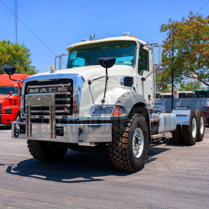 Camión Mack 66K