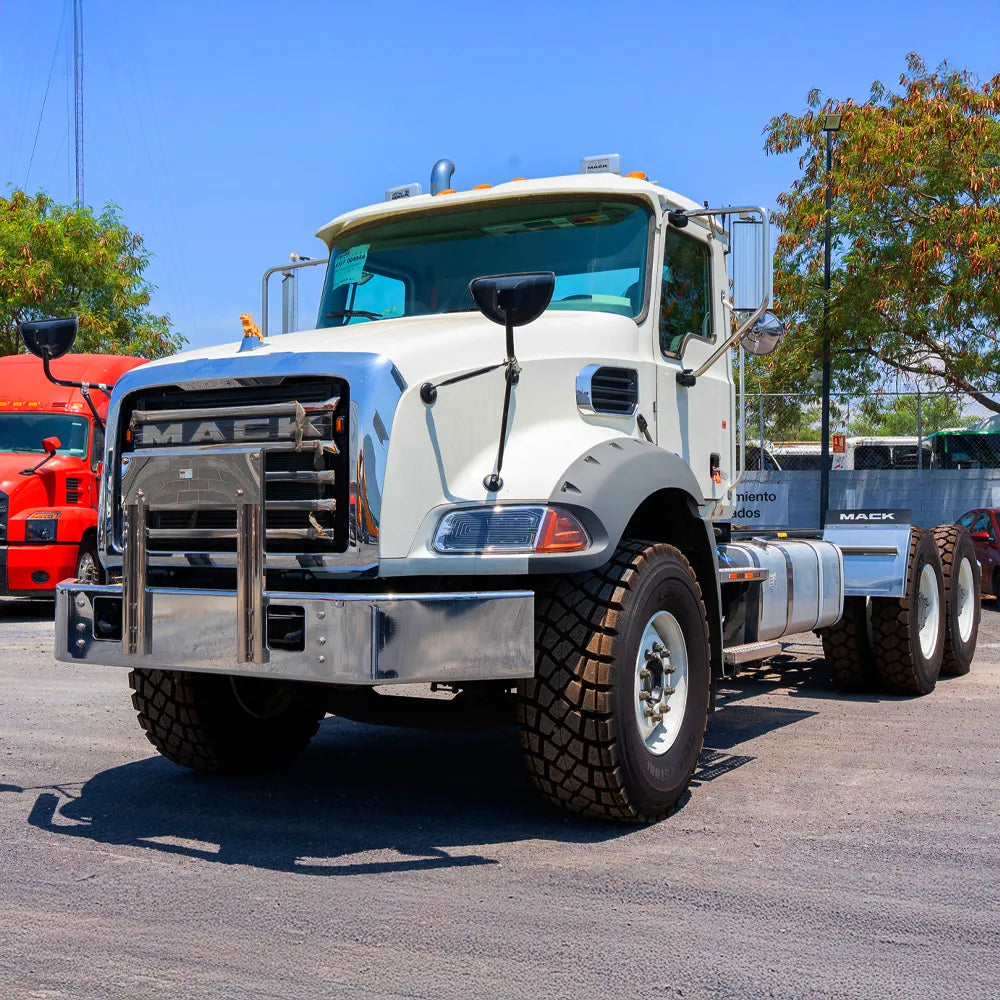 Camión Mack 66 K Chasis
