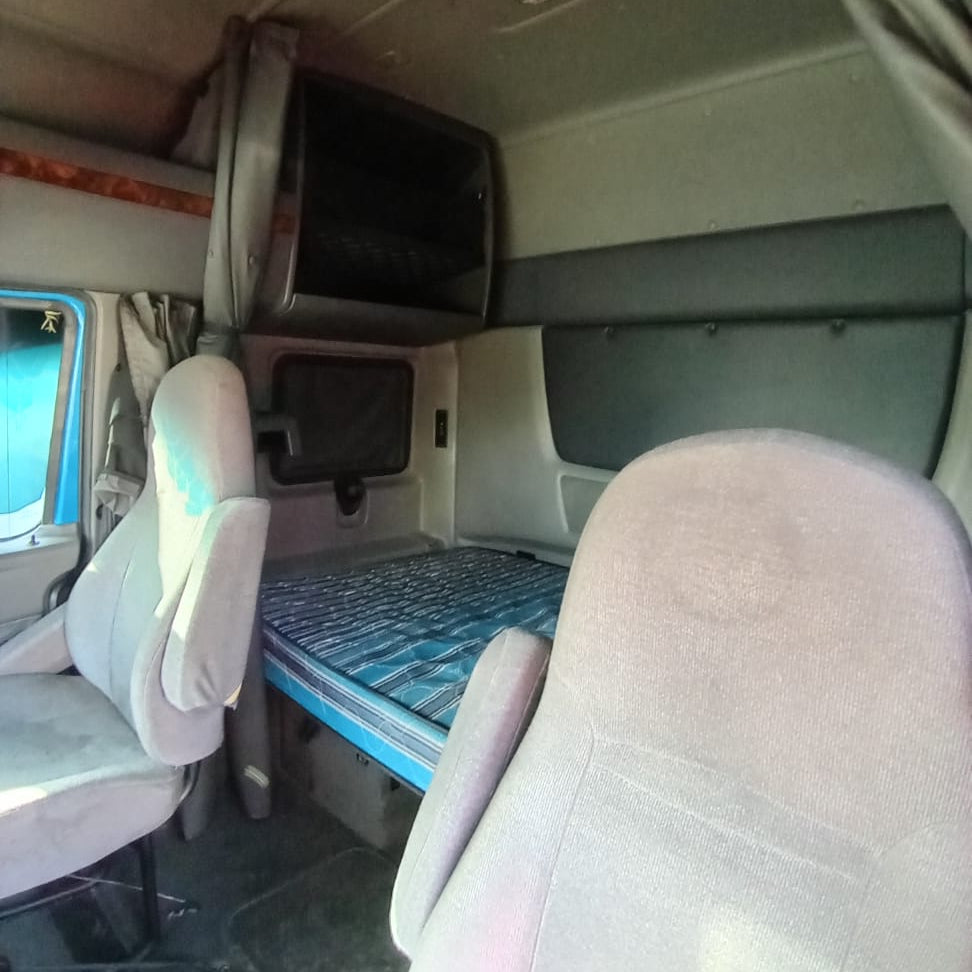 Camión International LT 56"