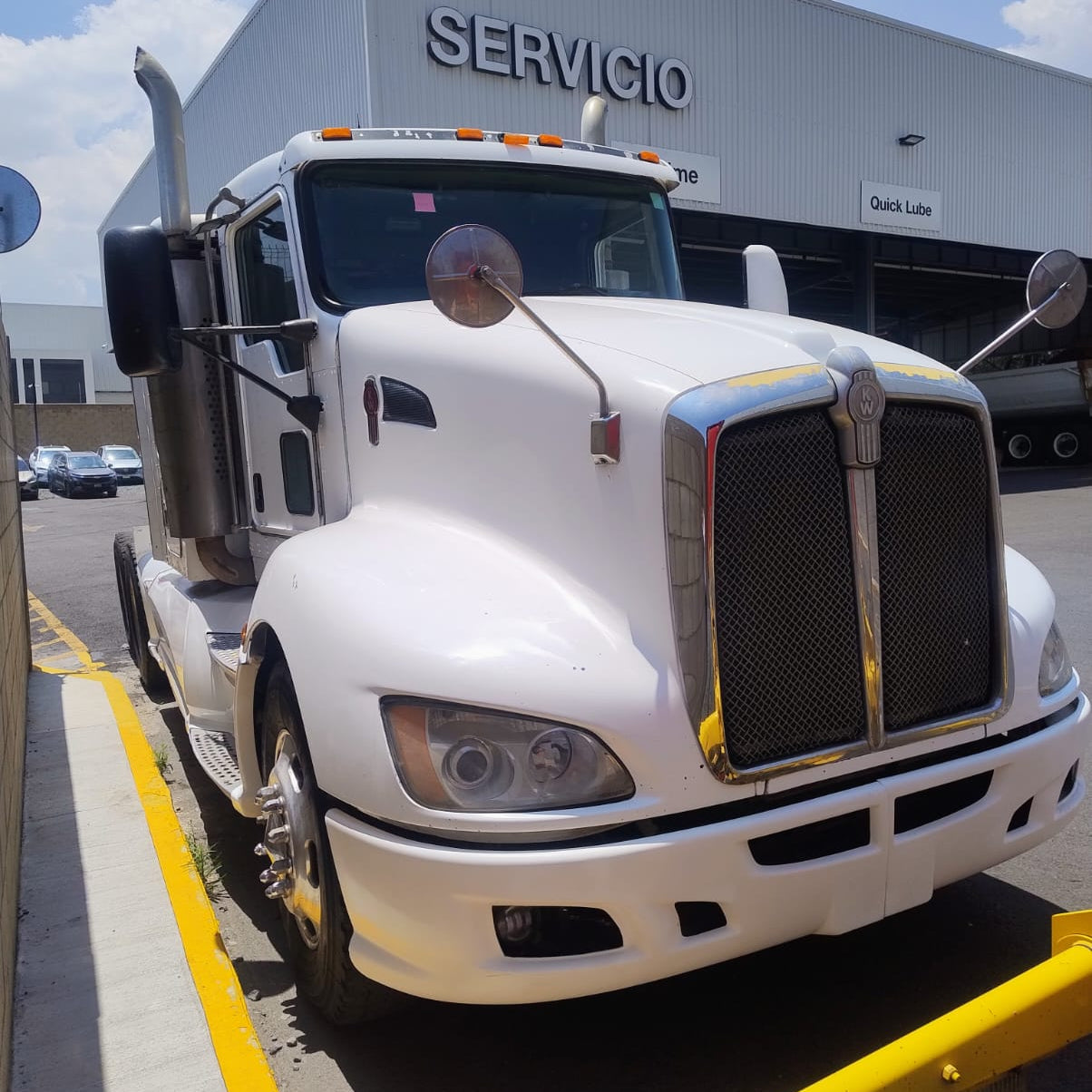 Camión Kenworth T660 - ELCAMIONERO.MX